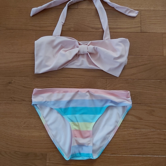 Gorgeous Juicy Couture girls swimwear - Picture 2 of 2